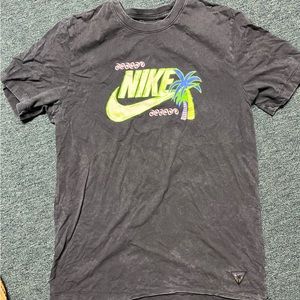 Nike men’s cotton t- shirt, vintage wash